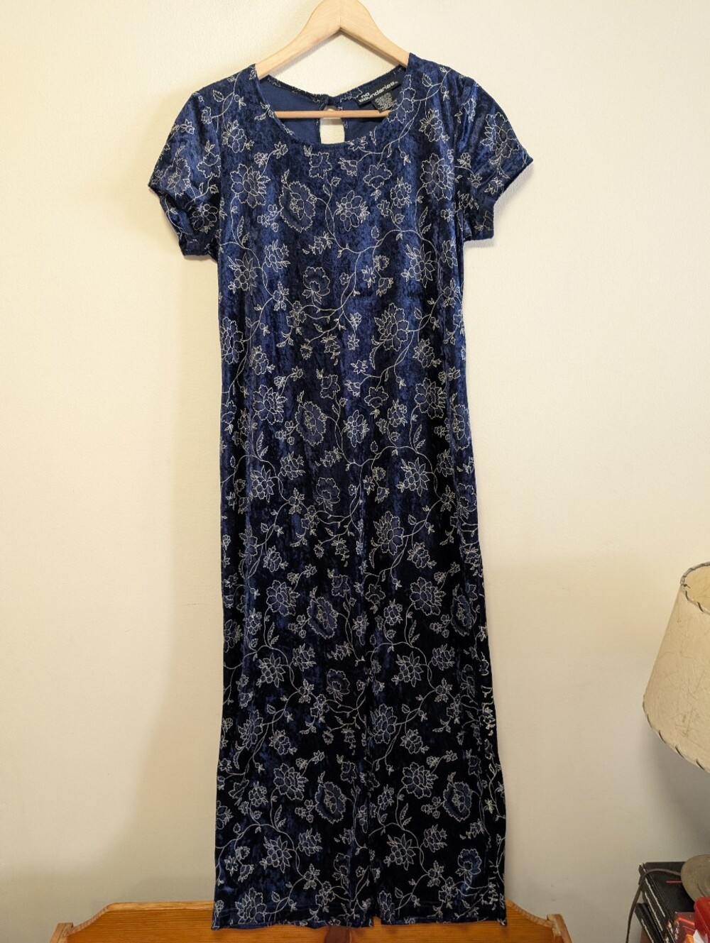 No Boundaries Navy Crushed Velvet Floral Maxi Dress Medium Y2K